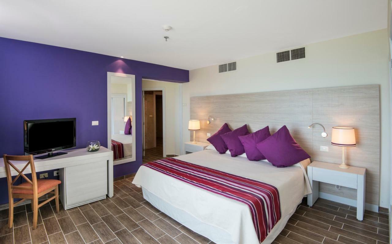 Suite (2 Adults)
